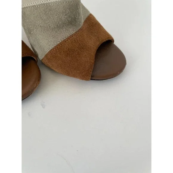 Aquazzura Tan and Gray Rainbow 105 Color Block Stripe Suede Heels, Size 36.5 🔴